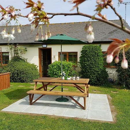 Hawthorn Farm Cottages Кентербері Екстер'єр фото